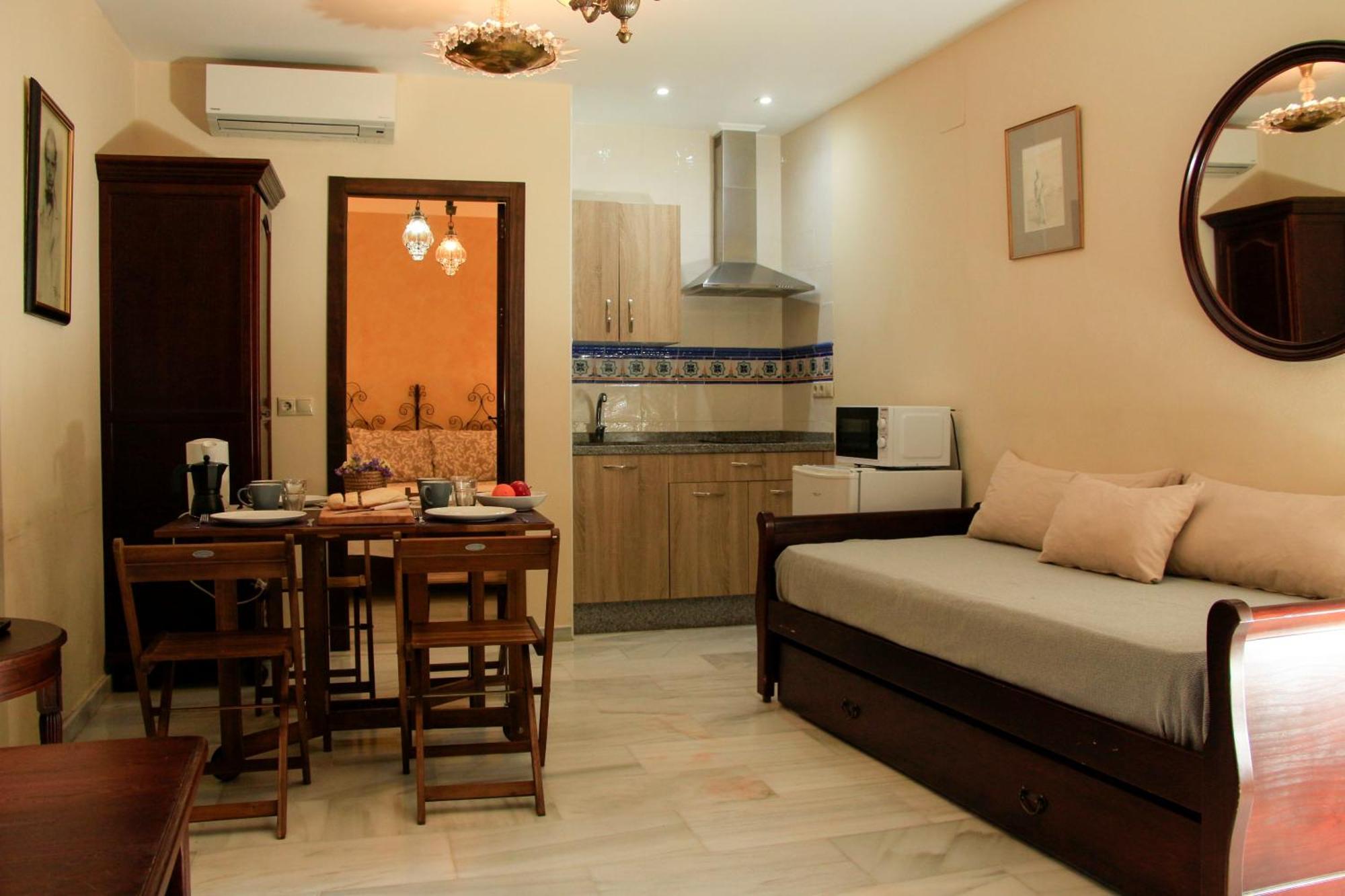 Apartamentos Medina Qurtuba กอร์โดบา ภายนอก รูปภาพ
