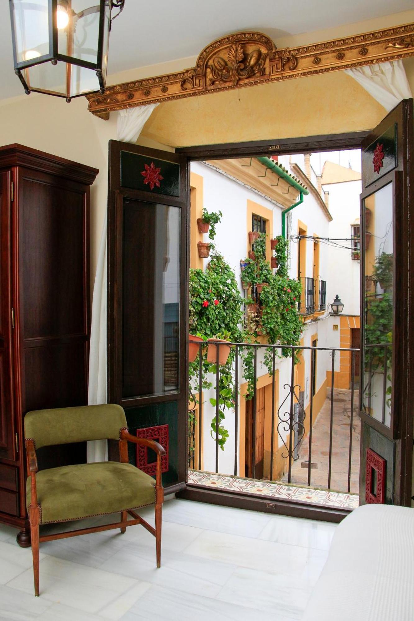 Apartamentos Medina Qurtuba กอร์โดบา ภายนอก รูปภาพ